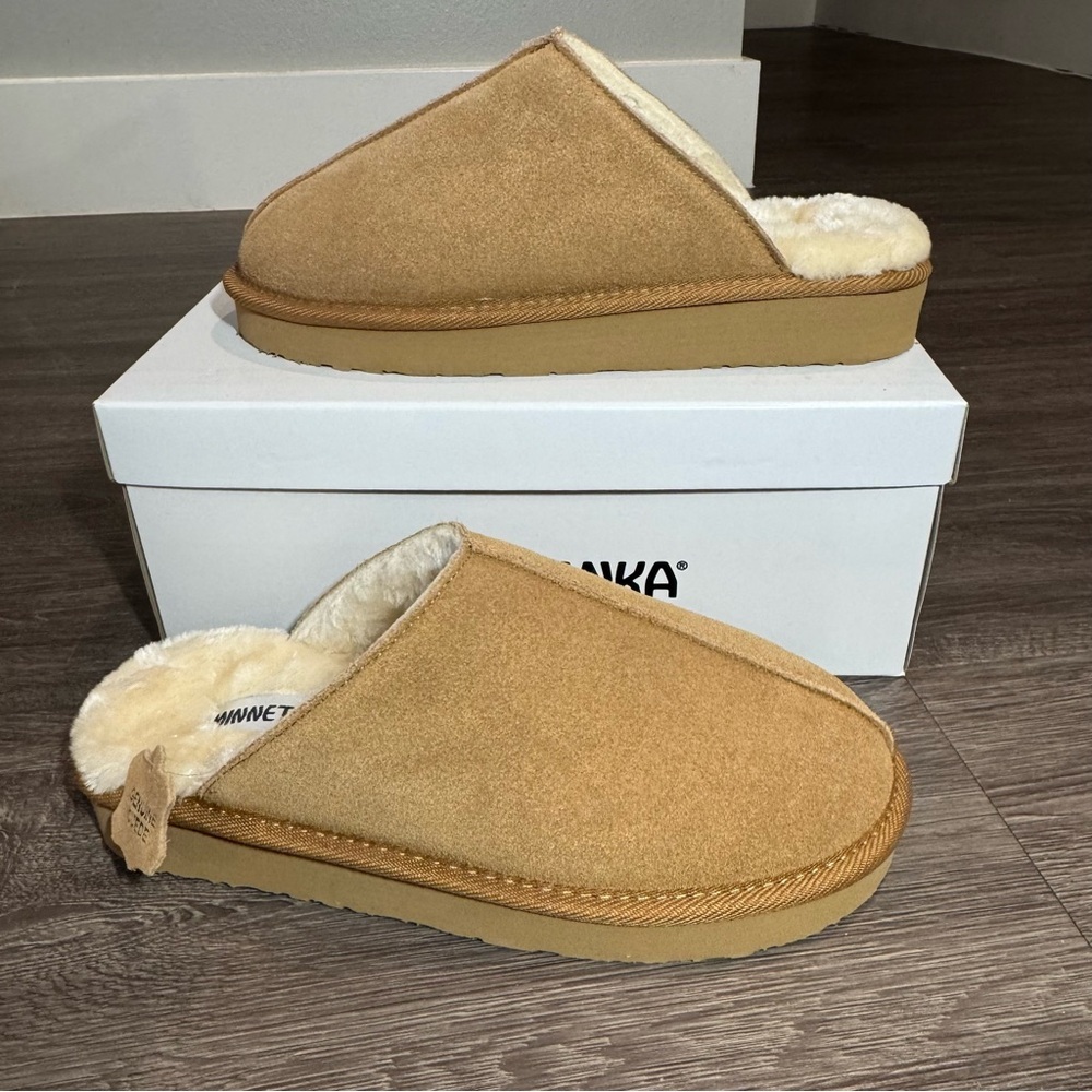 MINNETONKA Tan Stefanie Scuff Suede Slipper Cozy Winter Spa Lounge Women’s sz.9 - Picture 2 of 8